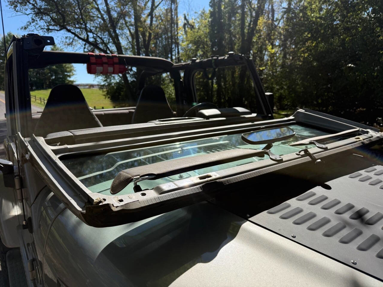 Used 2001 Jeep Wrangler Sport image 40