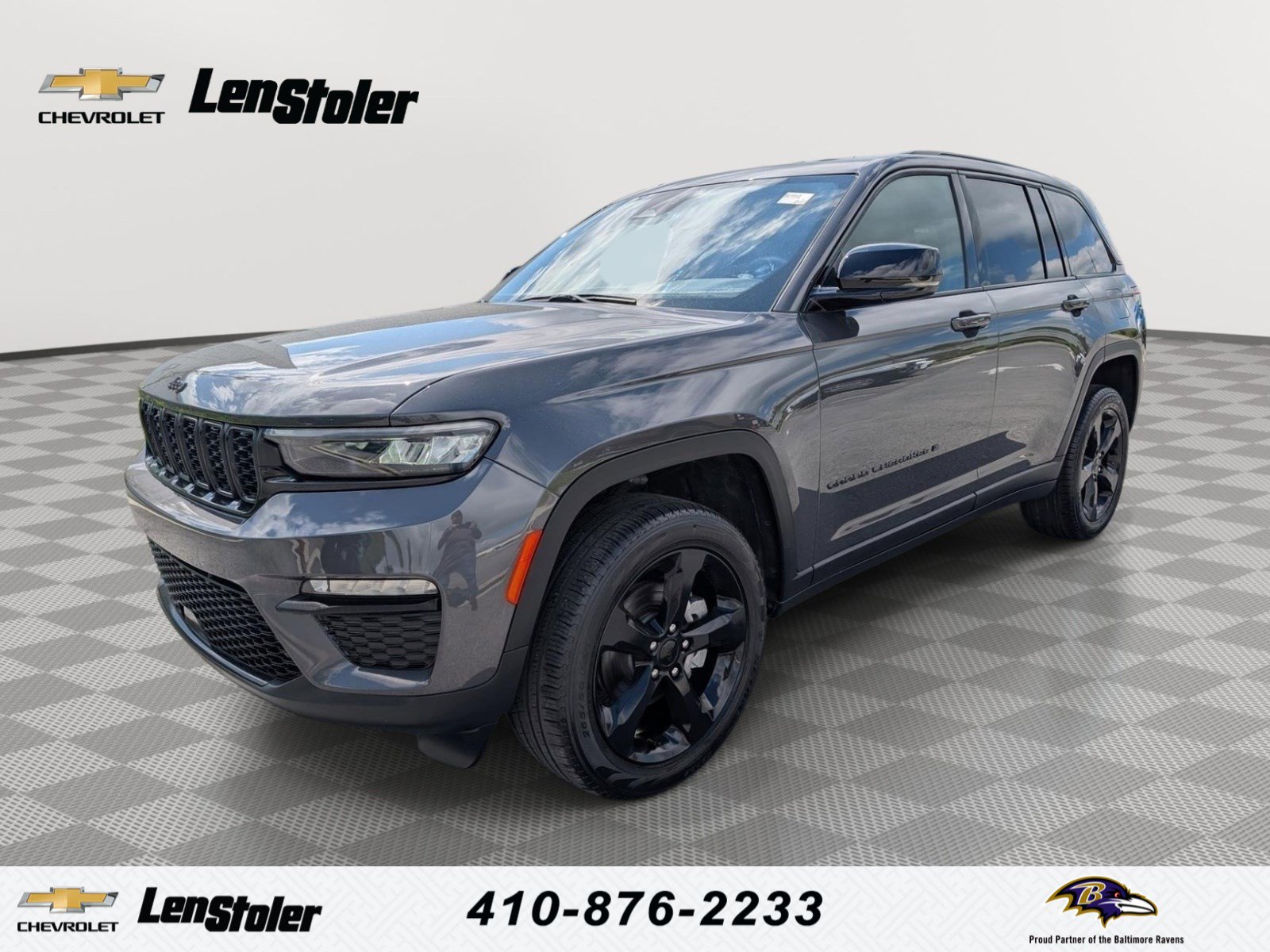 Used 2024 Jeep Grand Cherokee Limited w/ Black Appearance Package