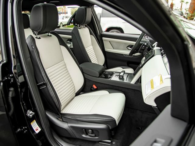 New 2026 Land Rover Discovery Sport Landmark AWD/4WD image 35