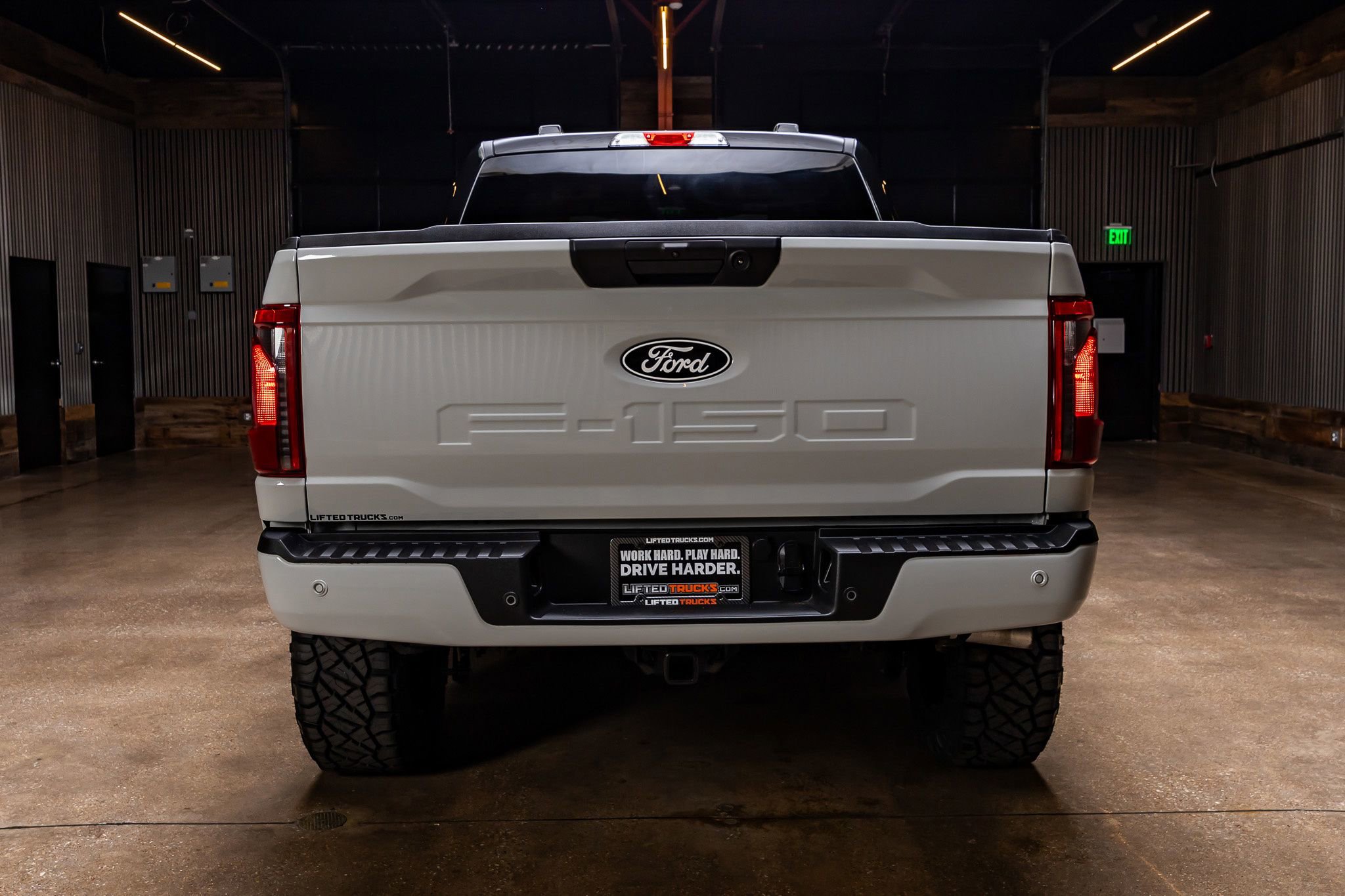 Used 2024 Ford F150 XLT w/ XLT Black Appearance Package AWD/4WD image 8
