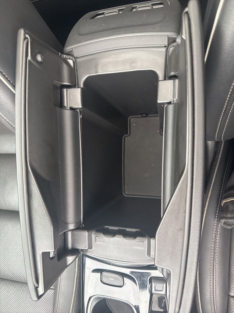 Used 2021 Buick Envision Essence w/ Sport Touring Package image 42