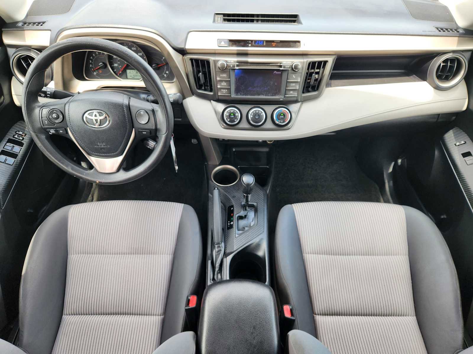 Used 2013 Toyota RAV4 LE FWD image 24