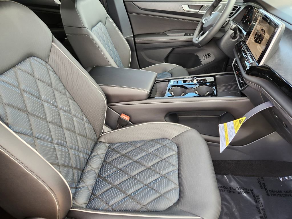 New 2026 Volkswagen Atlas Cross Sport SEL Premium R-Line image 4