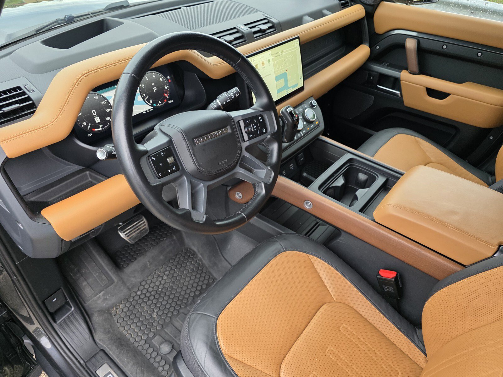 Used 2023 Land Rover Defender 110 X AWD/4WD image 11