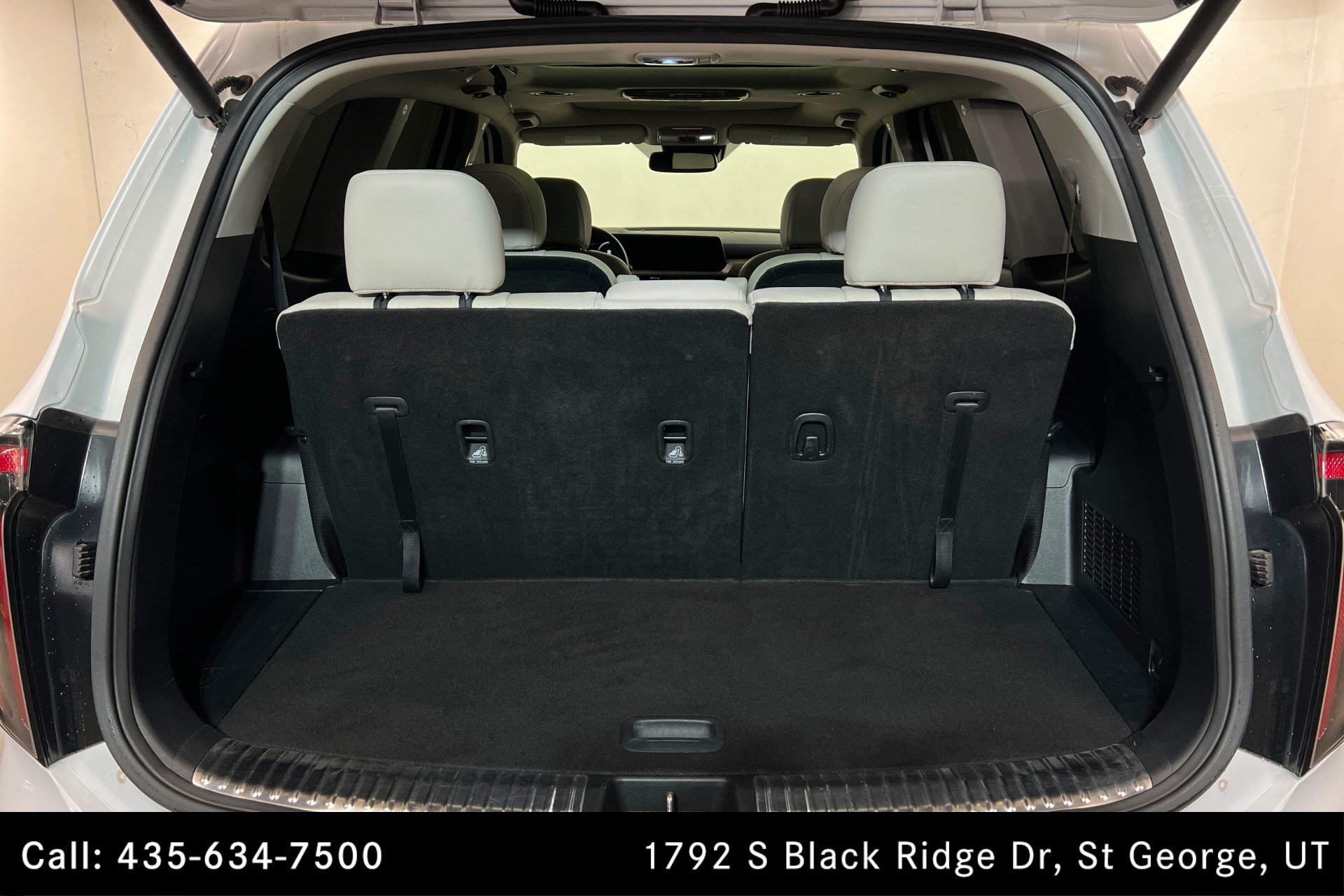 Used 2024 Kia Telluride SX w/ Towing Package AWD/4WD image 23