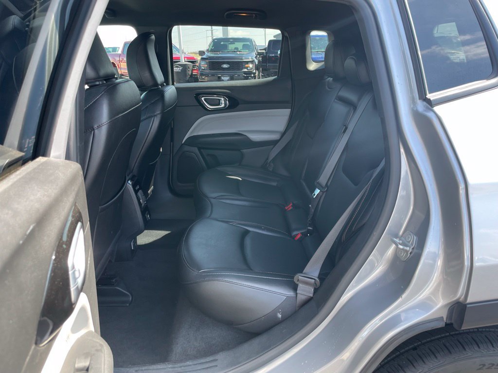 Used 2023 Jeep Compass Limited AWD/4WD image 8