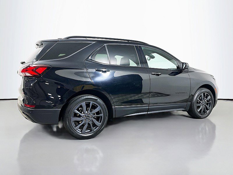 Used 2023 Chevrolet Equinox RS FWD image 7