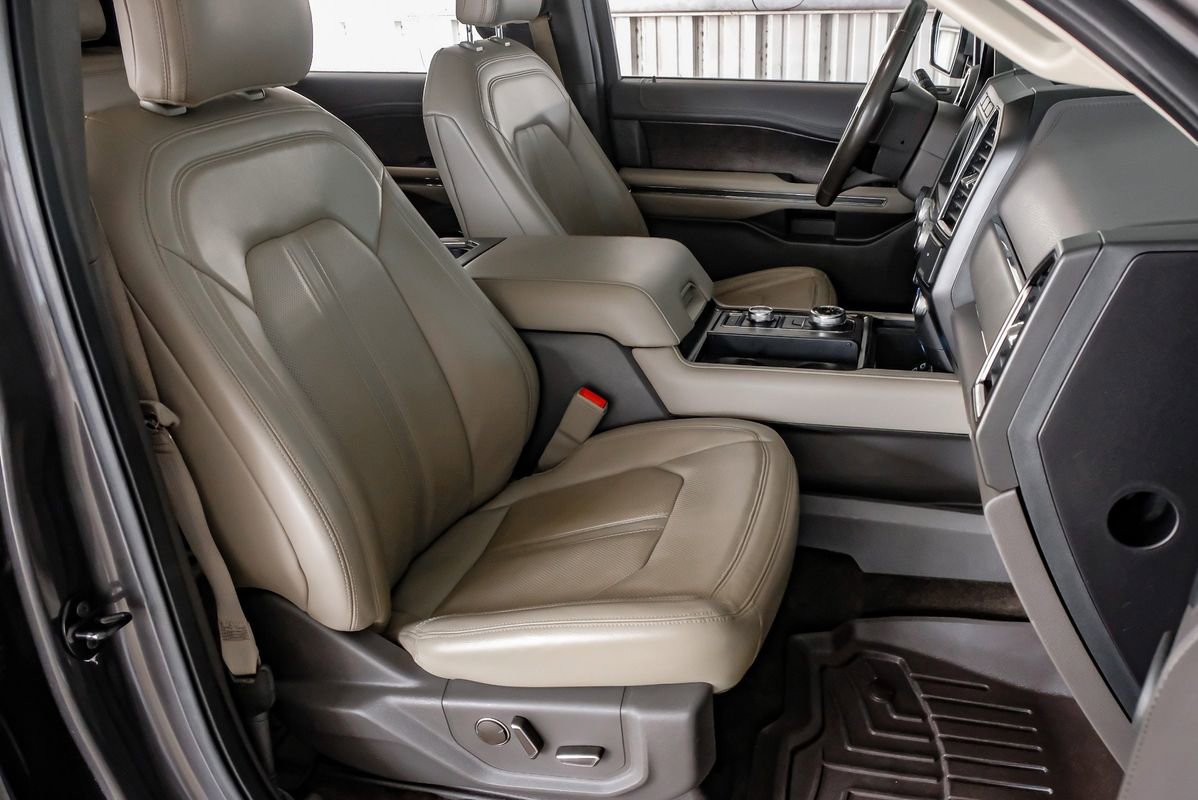Used 2018 Ford Expedition Limited AWD/4WD image 31