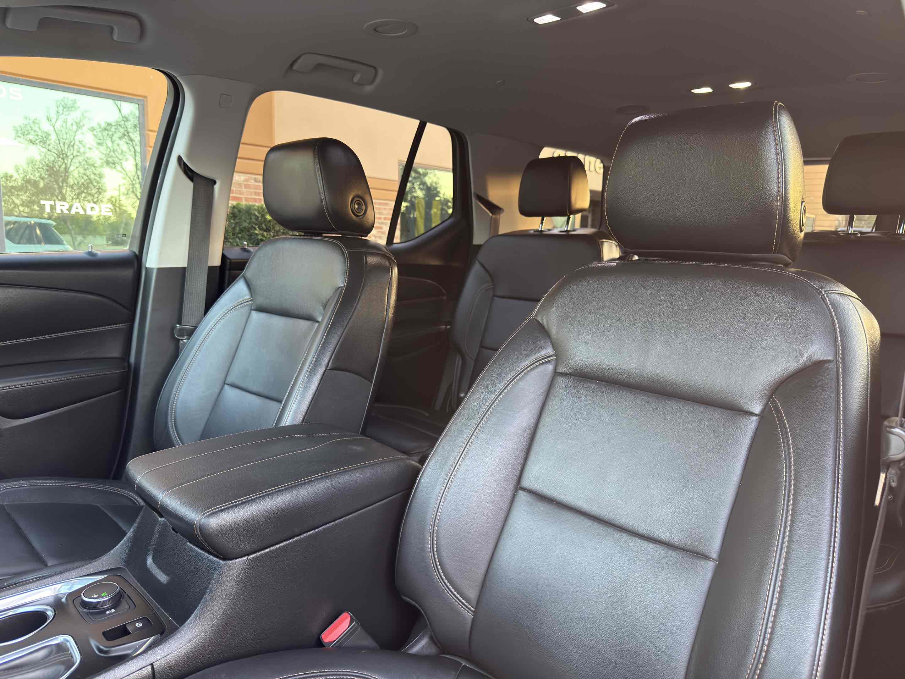 Used 2019 Chevrolet Traverse LT w/ LT Premium Package image 39