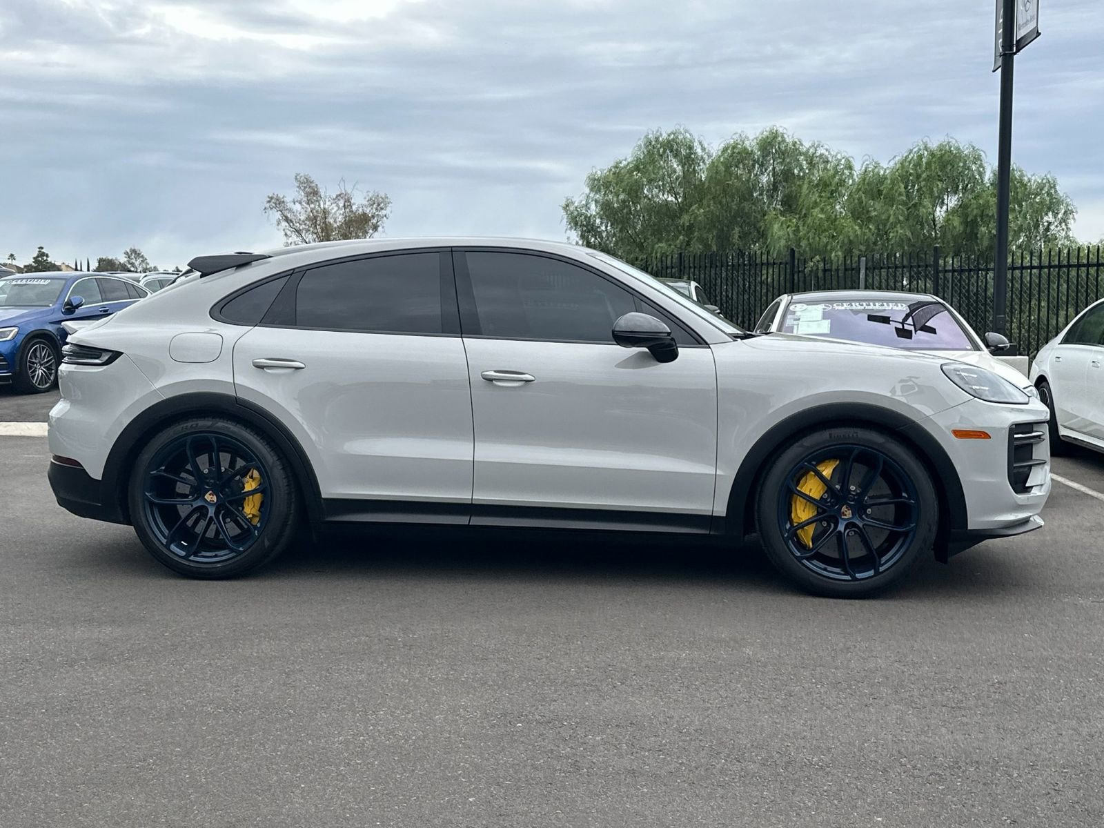Used 2024 Porsche Cayenne Turbo GT image 2