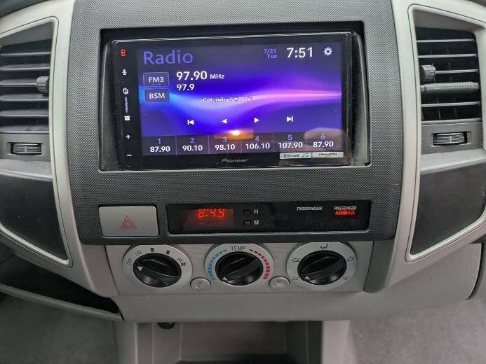 Used 2007 Toyota Tacoma PreRunner RWD image 19