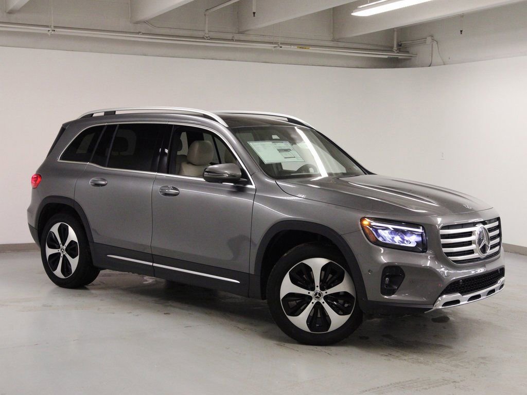 New 2026 Mercedes-Benz GLB 250 4MATIC image 4