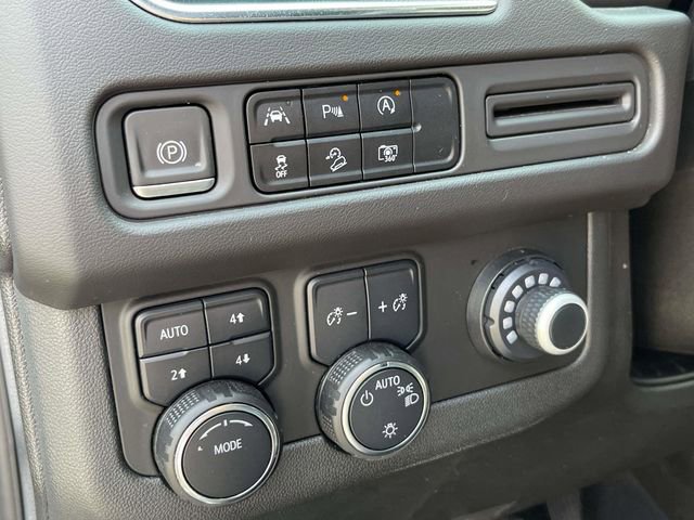 Used 2023 Chevrolet Tahoe Z71 image 33