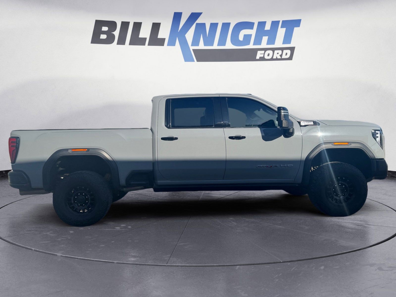 Used 2024 GMC Sierra 2500 AT4X w/ AT4X AEV Edition image 6