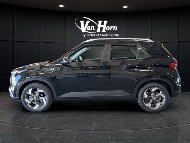 New 2026 Hyundai Venue SEL FWD image 4