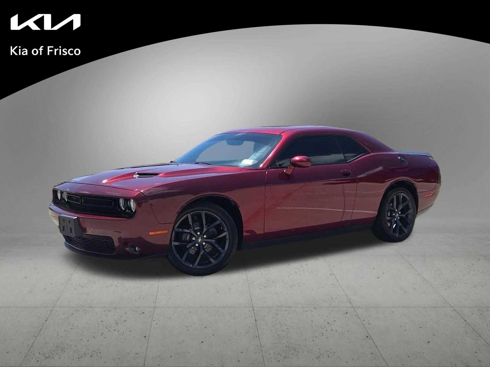 Used 2020 Dodge Challenger SXT w/ Blacktop Package RWD video 1