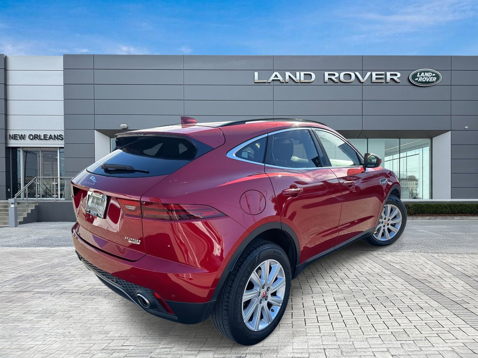Used 2019 Jaguar E-PACE S image 6