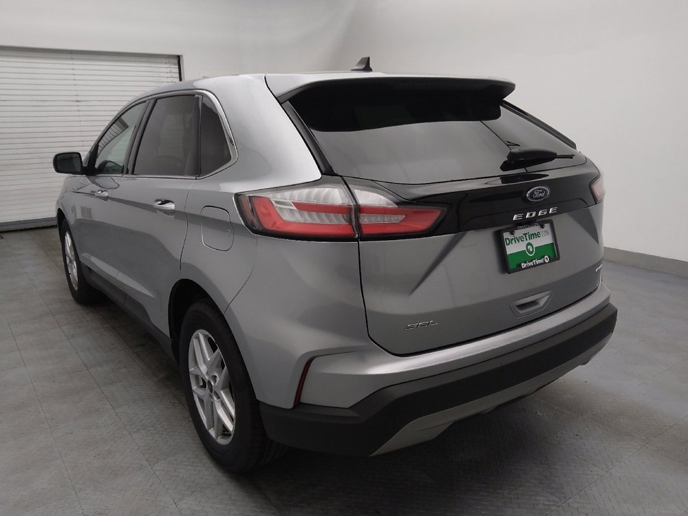 Used 2024 Ford Edge SEL image 5