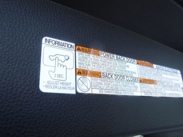 Used 2023 Toyota Highlander XLE image 46