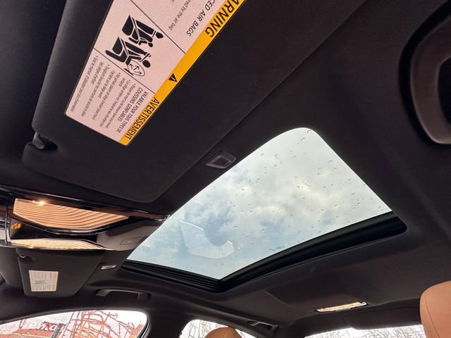 Used 2022 BMW 530i w/ Convenience Package RWD image 27