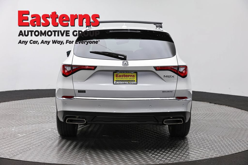 Used 2023 Acura MDX SH-AWD w/ Technology Package image 6