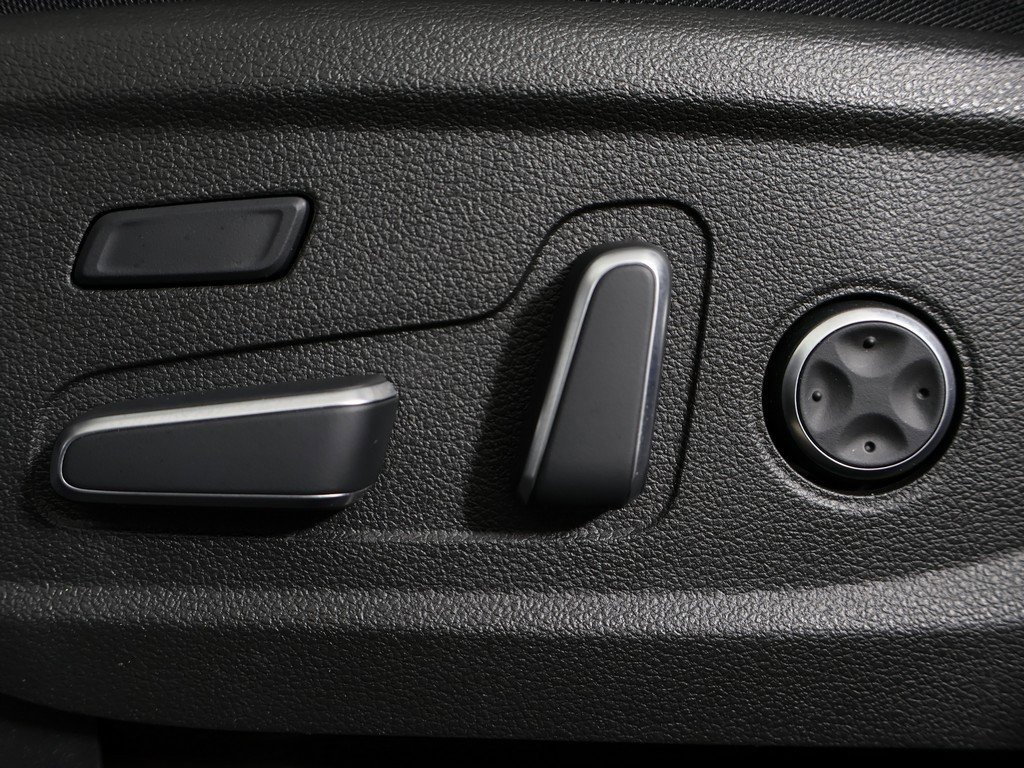 Used 2023 Hyundai Santa Fe Calligraphy image 35