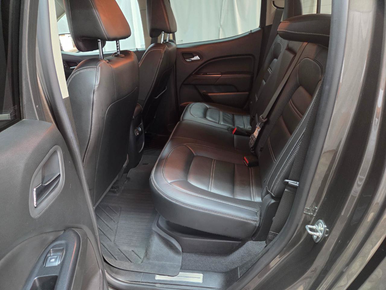 Used 2020 GMC Canyon Denali AWD/4WD image 18