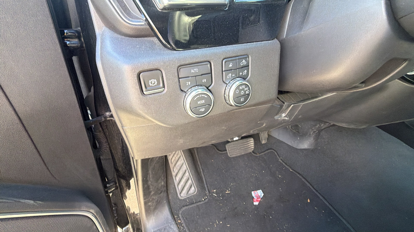Used 2025 GMC Sierra 1500 SLT AWD/4WD image 25