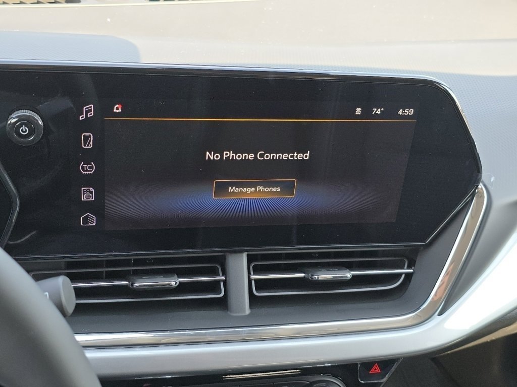New 2026 Chevrolet Trax LT w/ Driver Confidence Package FWD image 4