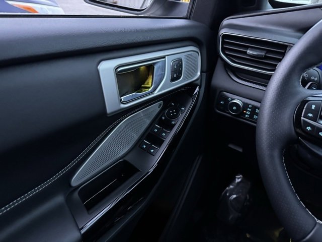 Certified 2022 Ford Explorer ST w/ Equipment Group 401A image 34