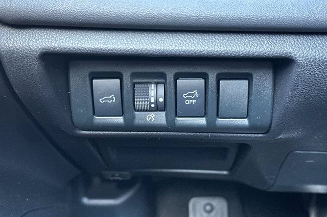 Used 2023 Subaru Outback Touring XT AWD/4WD image 31