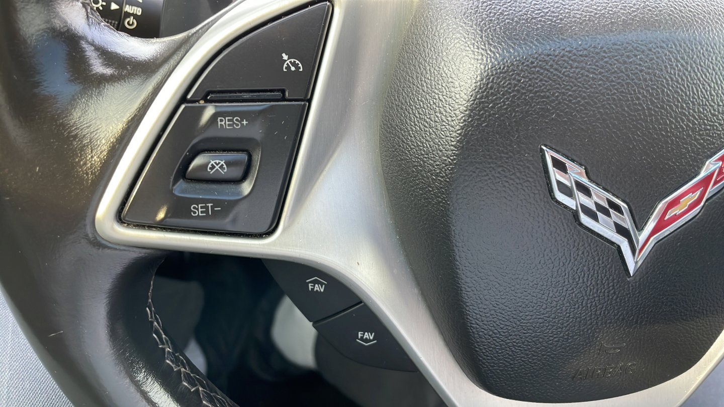 Used 2015 Chevrolet Corvette Stingray Coupe RWD image 26