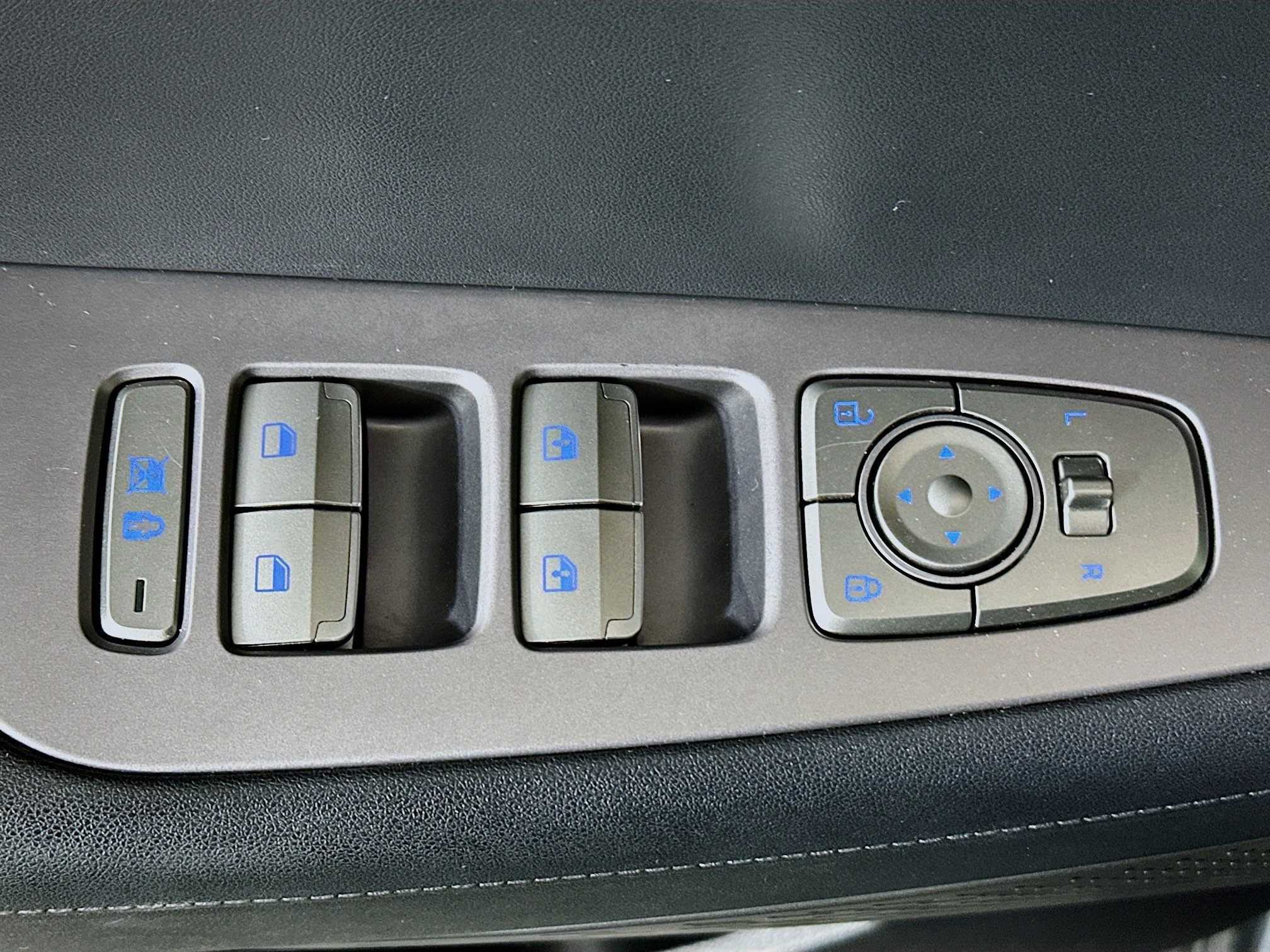 Used 2024 Hyundai Palisade SEL AWD/4WD image 14