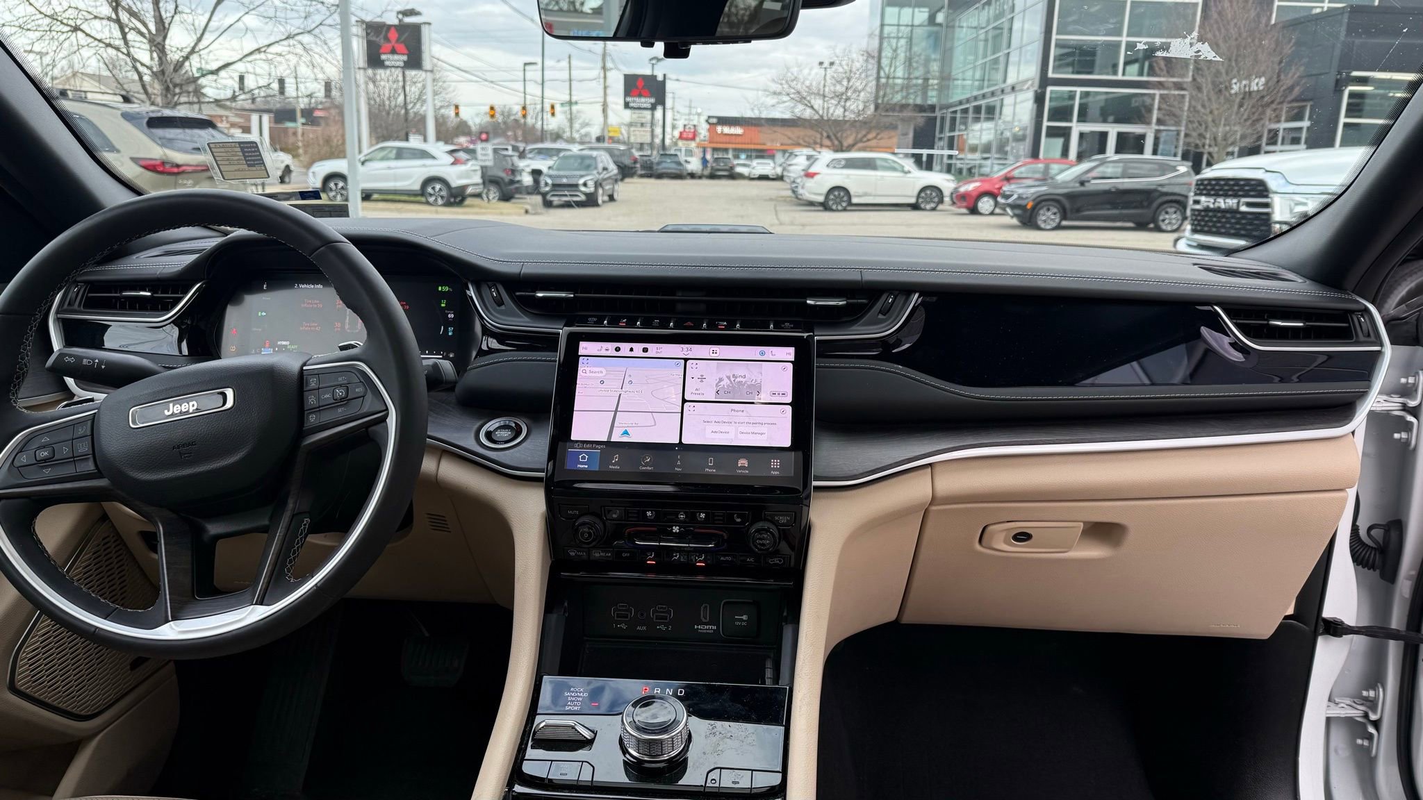 Used 2022 Jeep Grand Cherokee Limited 4xe w/ Luxury Tech Group II image 15