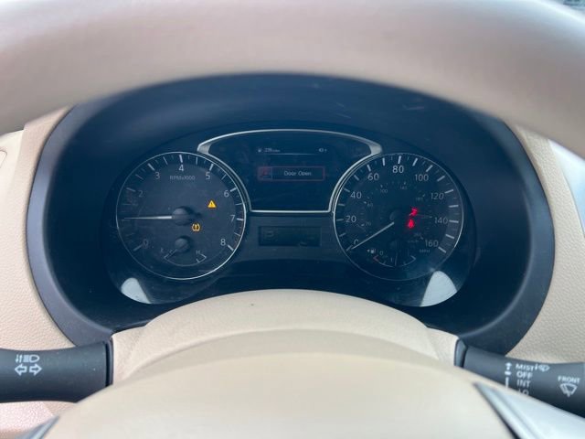 Used 2014 Nissan Altima 2.5 S w/ Display Audio Package image 19