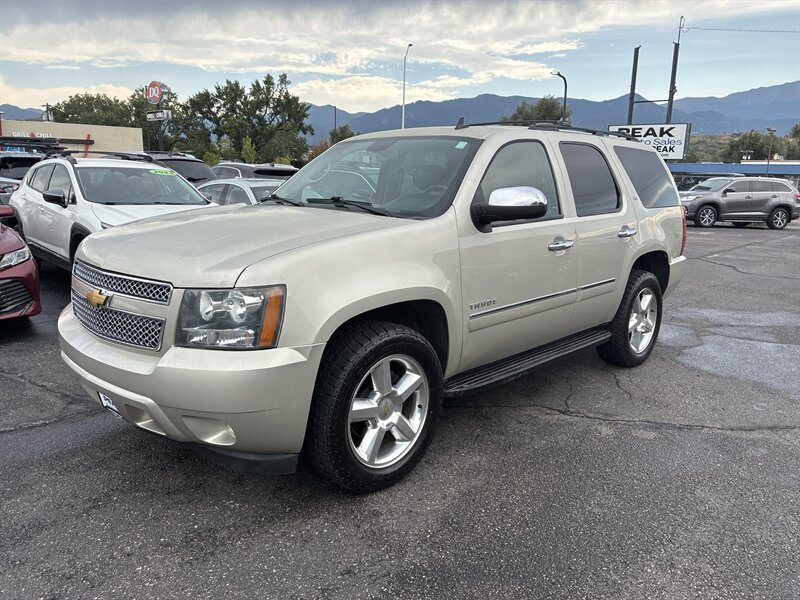 Used 2014 Chevrolet Tahoe LTZ AWD/4WD image 3
