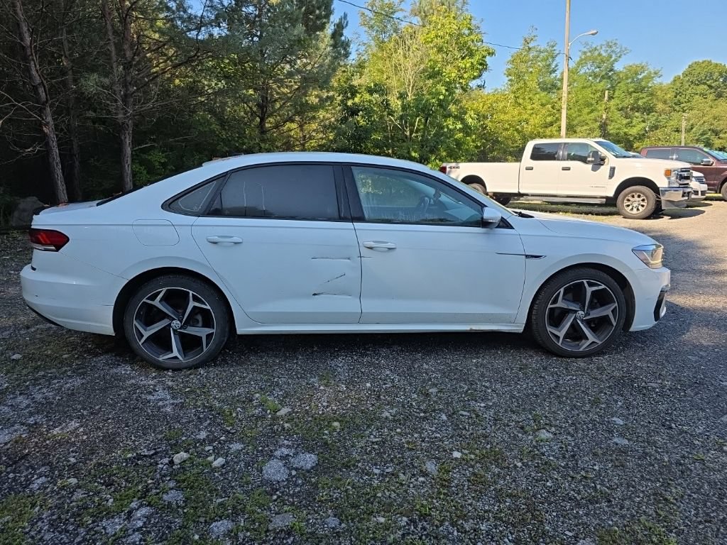Used 2020 Volkswagen Passat 2.0T R-Line FWD image 9