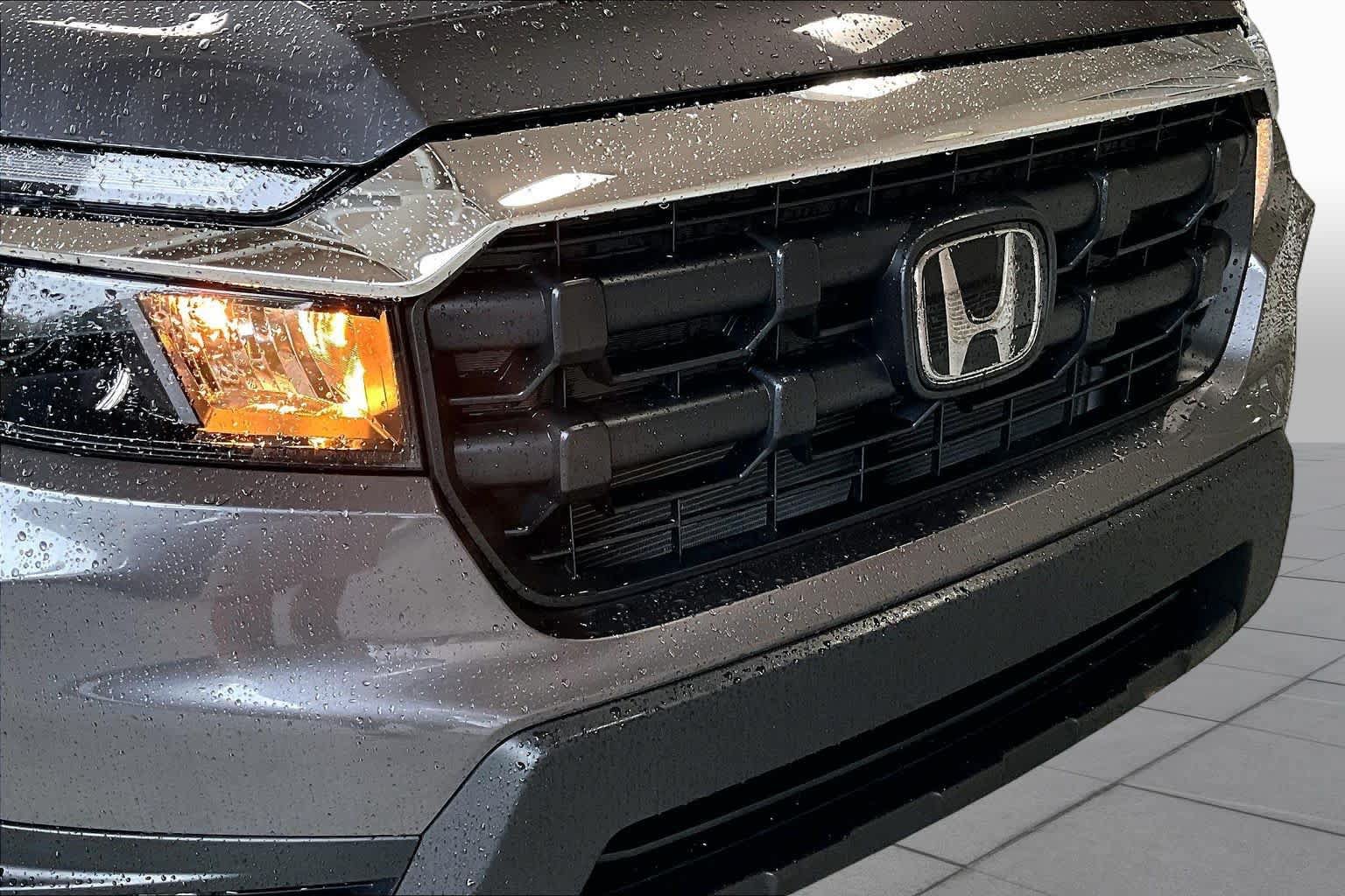 Certified 2025 Honda Ridgeline RTL image 29