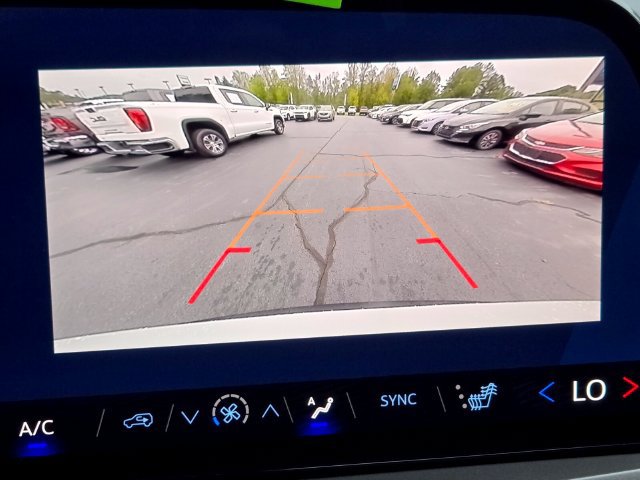 Used 2026 Chevrolet Traverse LT AWD/4WD image 29