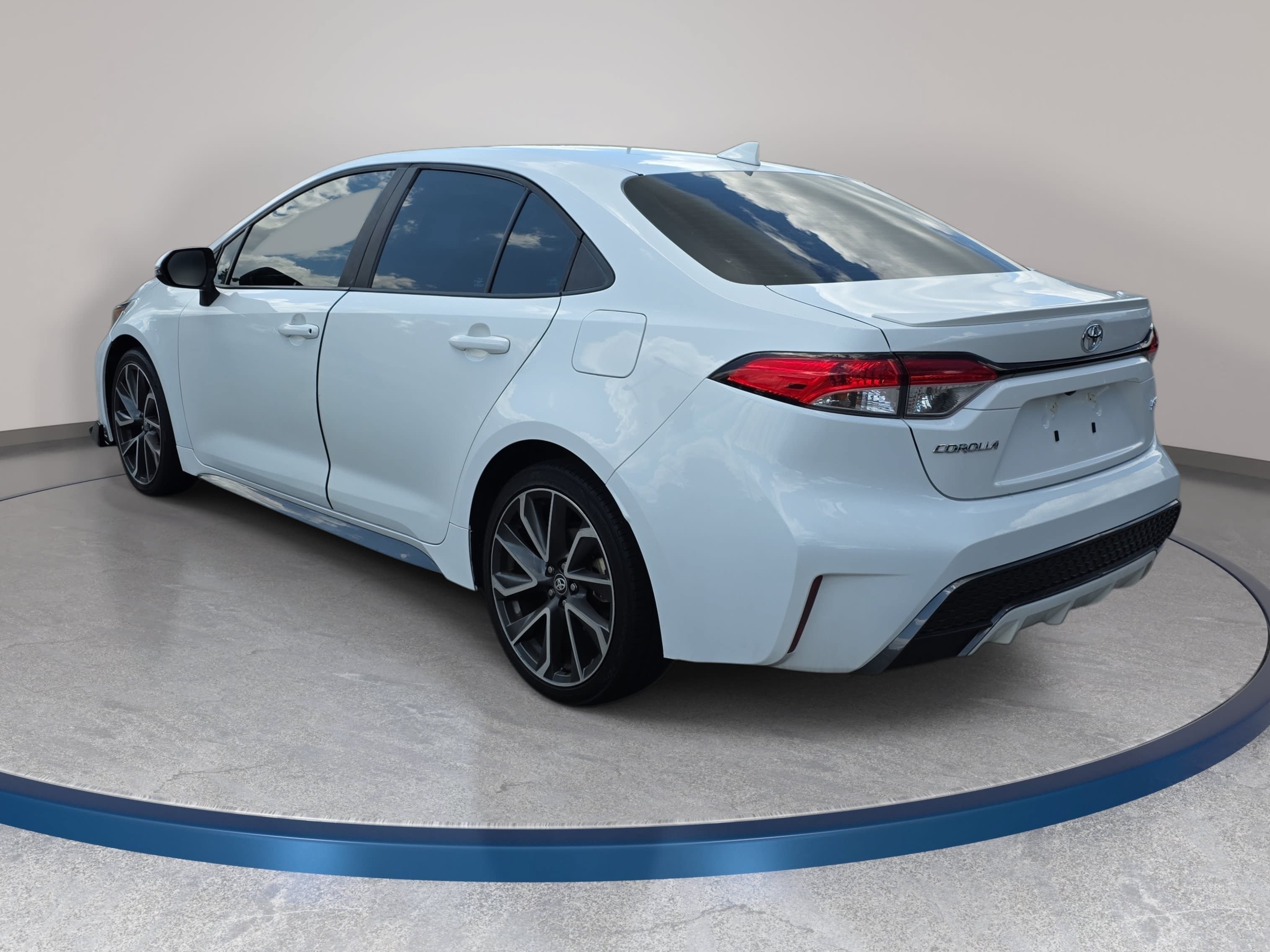 Used 2020 Toyota Corolla SE FWD image 7