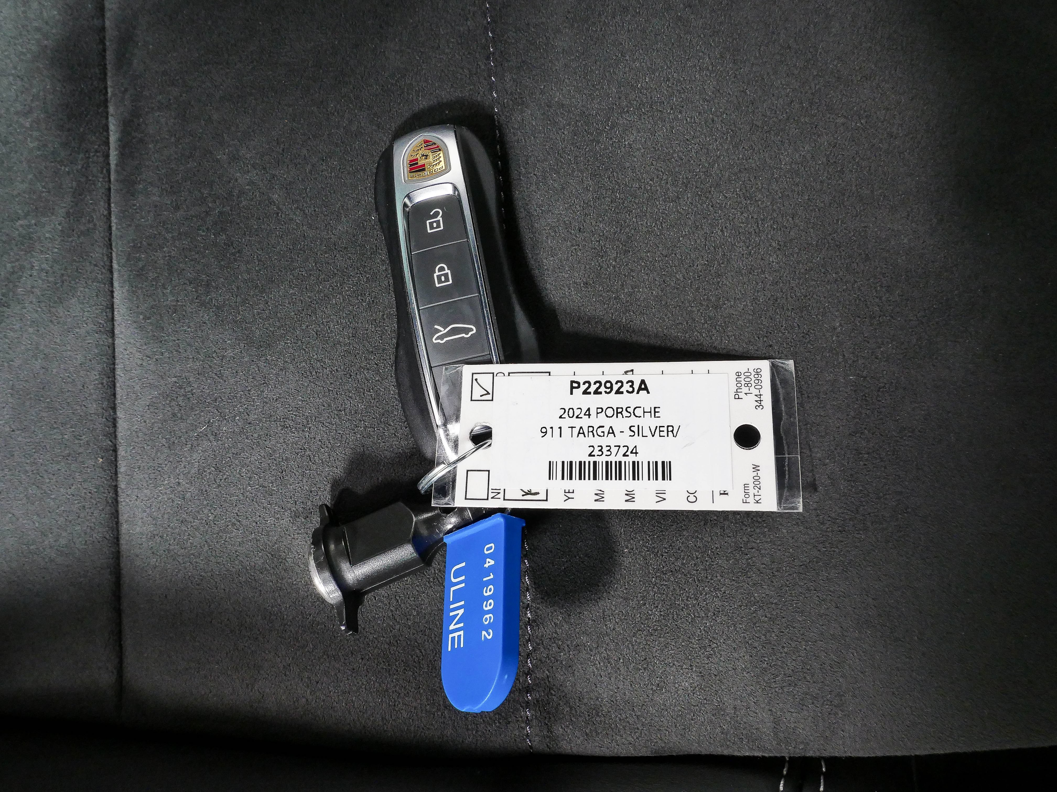 Certified 2024 Porsche 911 Targa 4 GTS w/ Premium Package AWD/4WD image 25