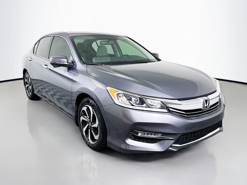 Used 2016 Honda Accord EX image 3