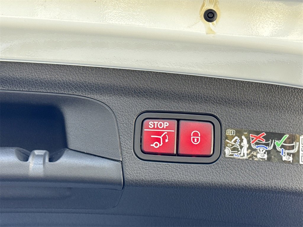 New 2026 Mercedes-Benz GLE 350 4MATIC image 16