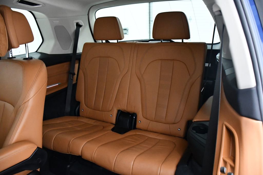 Used 2022 BMW X7 xDrive40i w/ Premium Package image 22