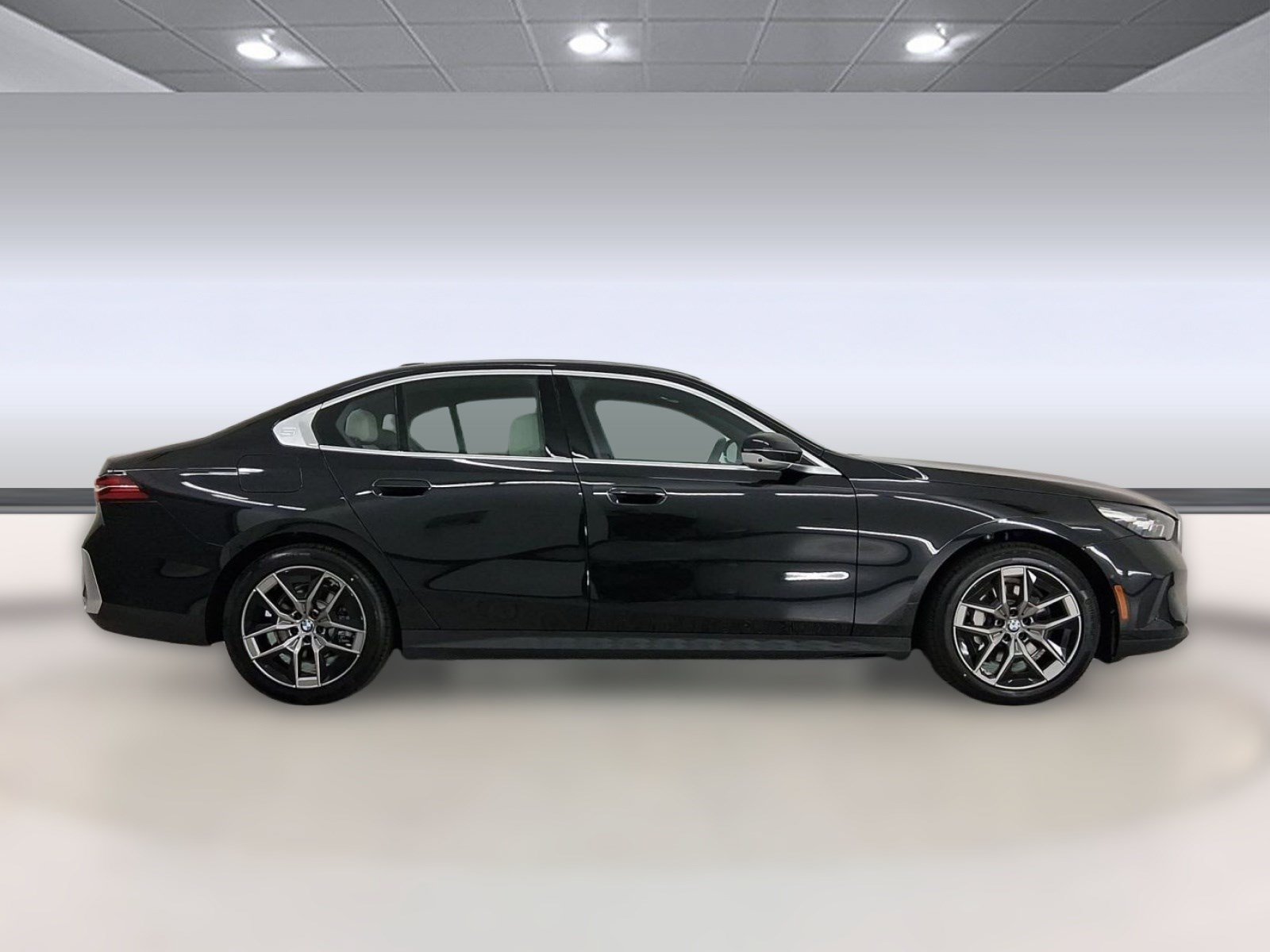 New 2026 BMW 530i RWD image 8