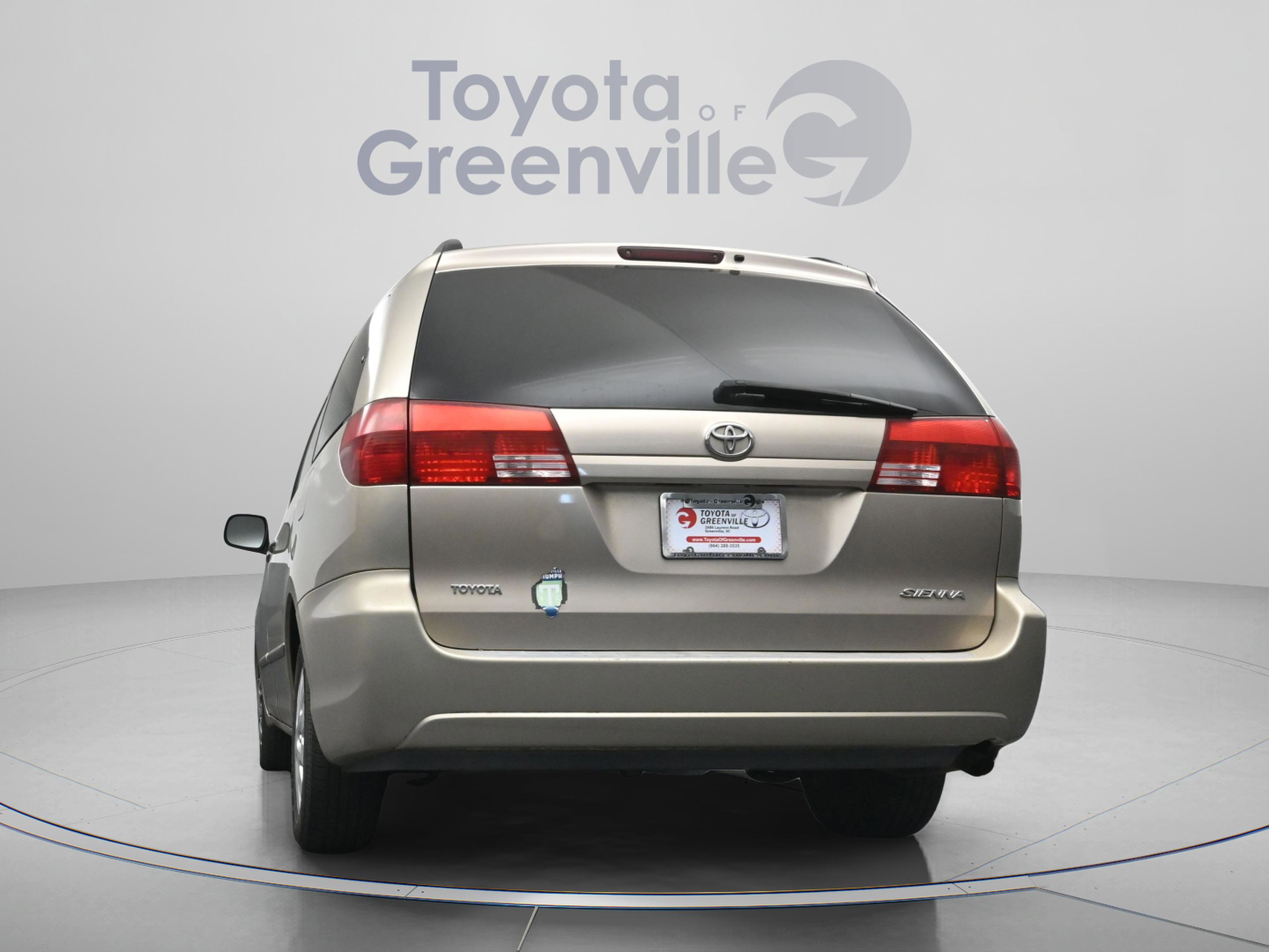 Used 2004 Toyota Sienna CE image 12