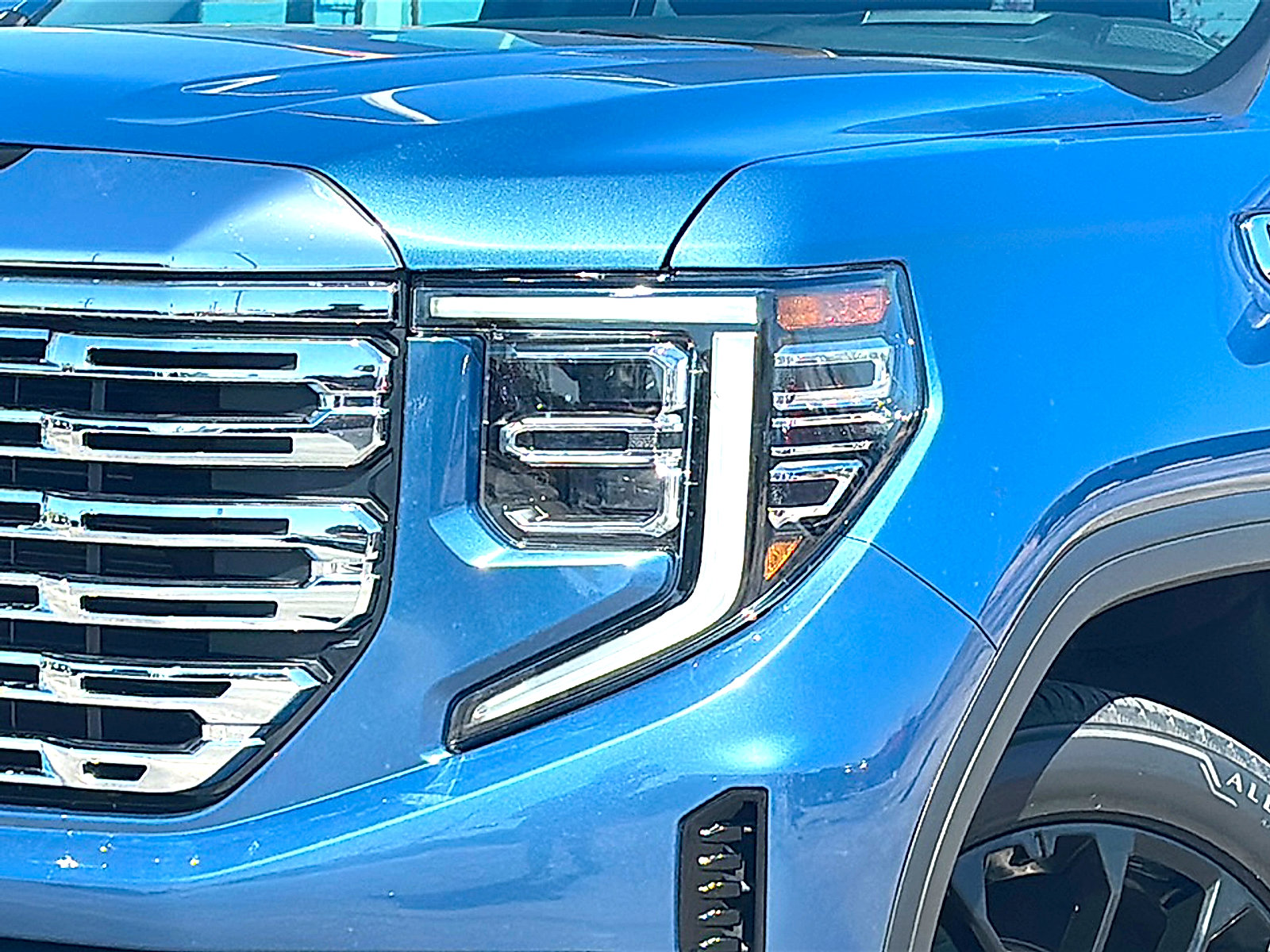 Used 2024 GMC Sierra 1500 Denali w/ Technology Package image 4