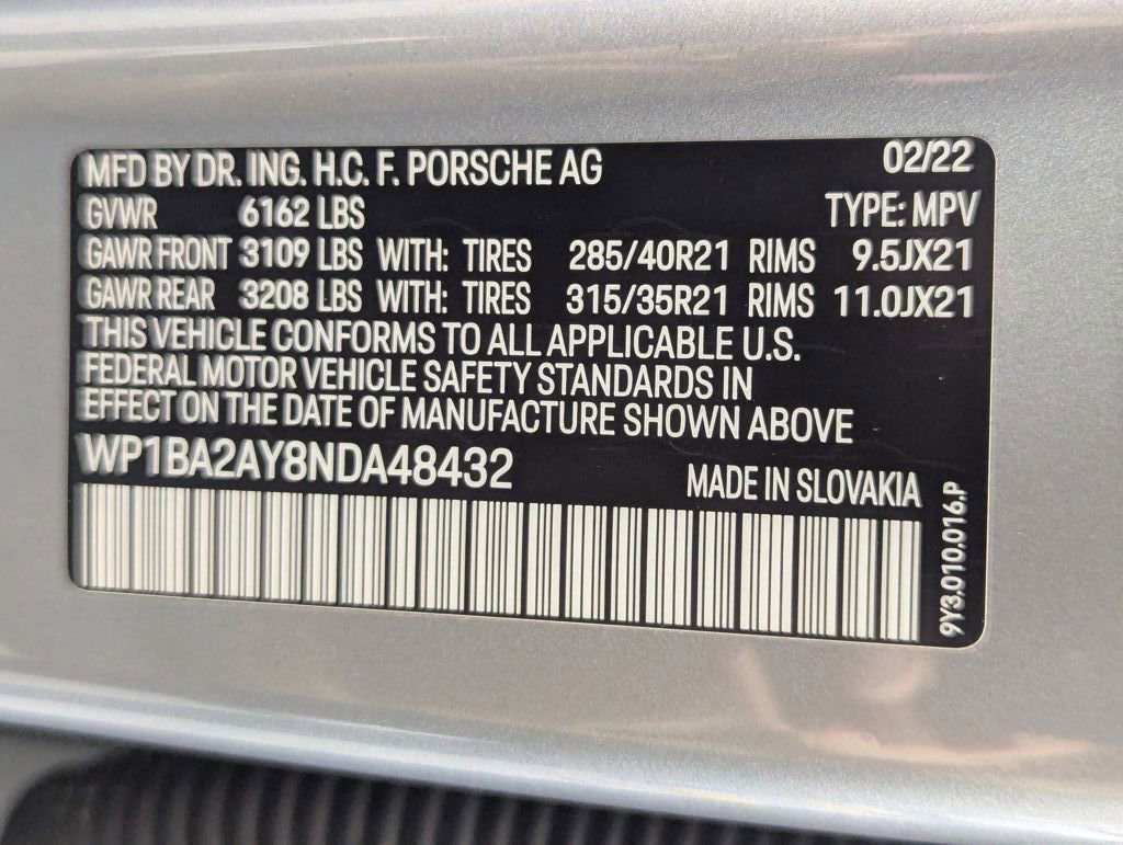 Used 2022 Porsche Cayenne Coupe image 62