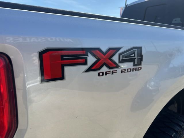 Used 2019 Ford F250 Lariat w/ Lariat Ultimate Package AWD/4WD image 13
