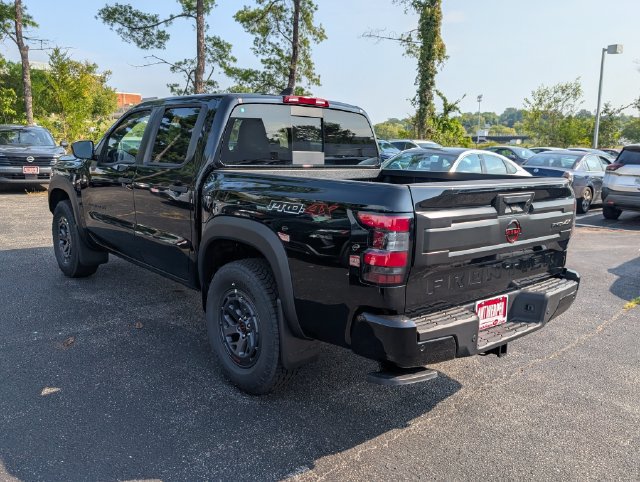 New 2027 Nissan Frontier PRO-4X w/ Tow Package AWD/4WD image 4
